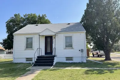 Image de Close to Lake Wilson, Quiet Small Town, Home on Corner Lot, Large Circle Drive