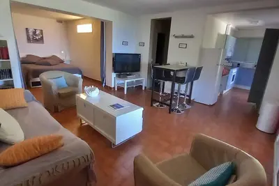 Image de Bel appartement 53m² climatisé jardin Wifi piscine tennis parking privé vue mer