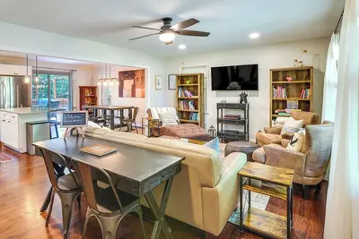 Image de Southern Pines Vacation Rental w/ Deck & Grill!