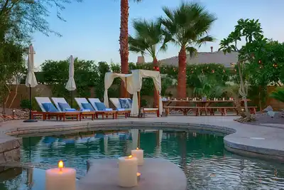Image de Huge & Stunning Desert Estate