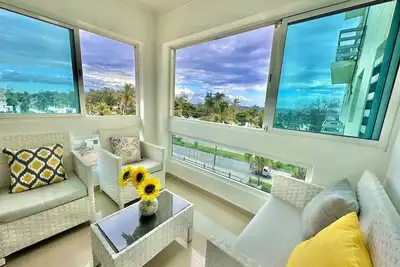 Image de C-504 · Lovely Sea View Condo Near Colonial Zone, King Bed