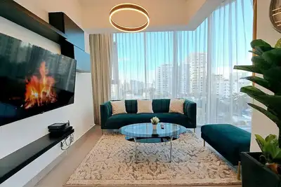 Image de Stylish, City Center Upscale Condo, Cozy, Full Ac, Rooftop Terrace, Great Views