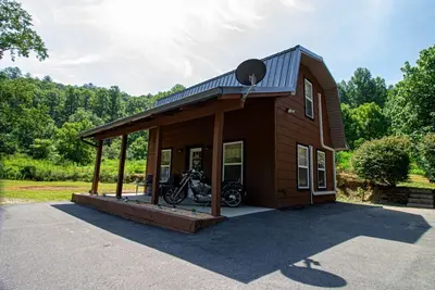 Image de Mountain Haven Dragon's Nest Cabin
