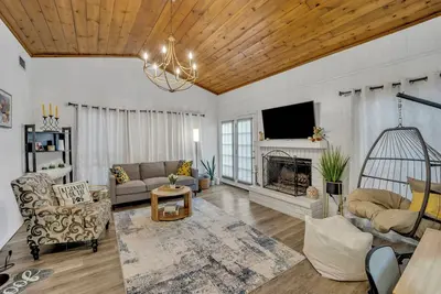 Image de Quiet Casa Felice, fully furnished, utilities paid, located in N. Arlington