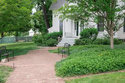 Image de Beautiful Historical 1866 Estate