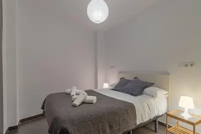 Image de Homeabout Cervantes Apartment 8 (1br 1bt)