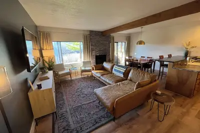 Image de Cozy Mountain Townhouse