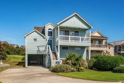 Image de Sandy T'z: Soundside, Golf Course Views, Oceanfront Community Pool
