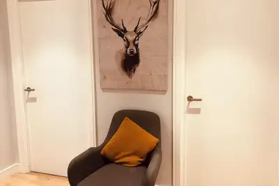Image de Made In Chelsea ( the creek )