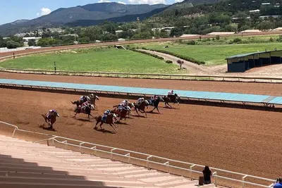 Image de Explore the Home of the World's Richest Quarter Horse Race! 2bdr resort condo!