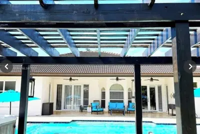 Image de Gateway to Paradise - Miami and the Florida Keys & Key West\nIn a luxury home