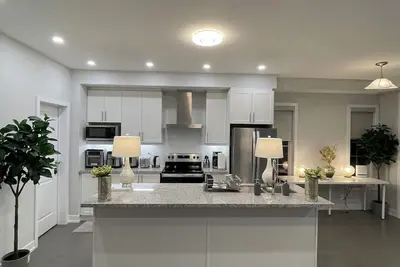 Image de Experience Unforgettable Luxury  Markham Townhouse Exquisite 6-Bedroom Getaway