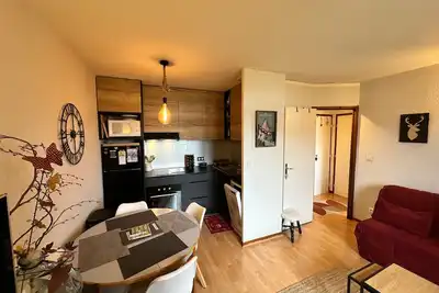 Image de Joli 2 pièces, vue montagne, balcon Sud, Wifi, kit bébé