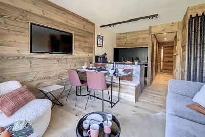 Image de Appartement rénové, balcon, navette, WiFi