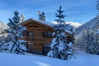 Chalet de luxe avec espace détente pour 10