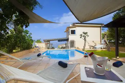 Image de Rentals in Italy - Villa Mouna with private pool and jacuzzi