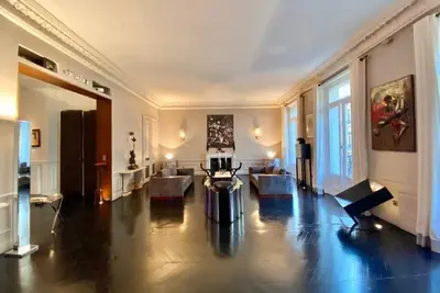 Image de Le Loft Triangle D'or - 220m2 - Champs Elysées - Montaigne