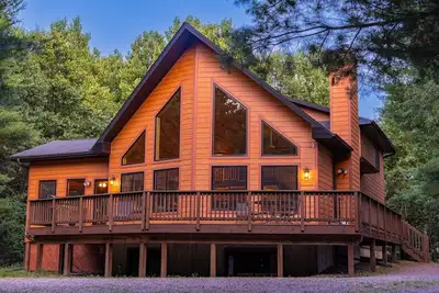 Image de One-of-a-Kind Lake, Sand Valley Golf, Atv, Snowmobile Trails, Boating, Games