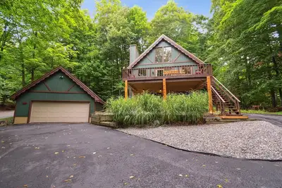 Image de Snowed Inn - Schuss Mtn Chalet