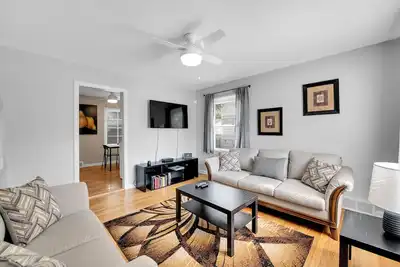 Image de Welcoming Bungalow Woodward Dt Royal Oak Zoo