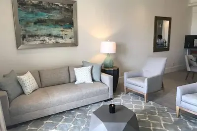 Image de \nSuite 203 Luxury Condo on Paradise Island