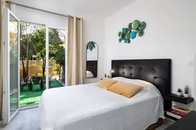 Image de Bord de mer, studio avec jardin