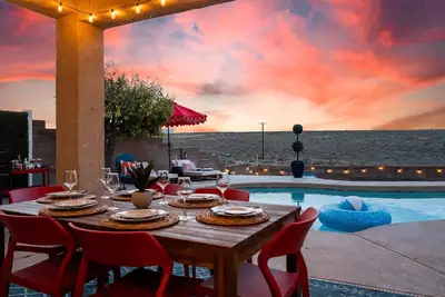 Image de Watermelon Sunsets - Sleeps 10, Heated Pool & Spa