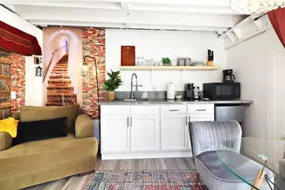 Image de Garden Suite - 10 mins to Beach and Lax