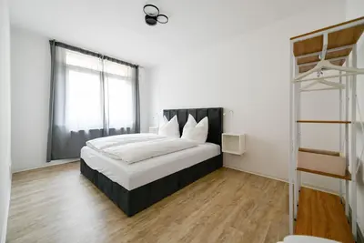 Image de Apartment at the Theater Ii - modern, central, quiet - WiFi, kitchen and Netflix