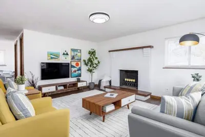 Image de Newly renovated 2-bedroom cottage by the lake