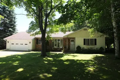 Image de The Maple Cottage - Walk To Beach, Lake Michigan, And Downtown!