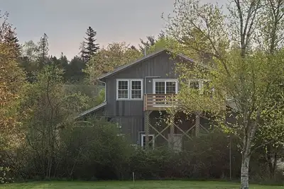 Image de New Construction The \"Barn Loft\"