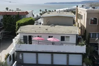 Image de Spacious Hillside Compound in San Clemente- All 5 Units, Amazing Views