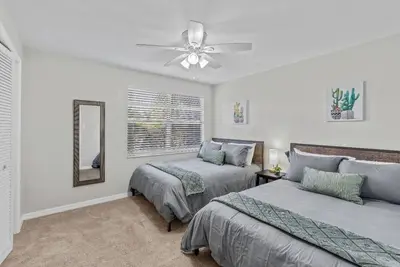 Image de Gainesville Nook Room, Family-Friendly Townhouse with Reading Book + Bike