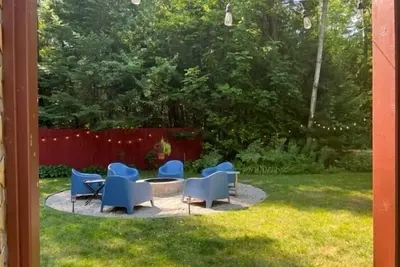 Image de Outdoor Oasis | Hot Tub | Gameroom | Torch Lake