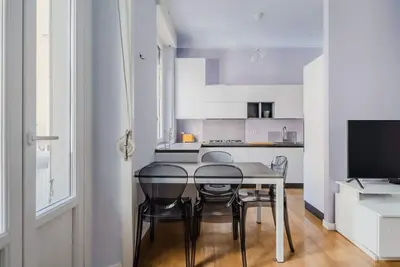 Image de Lovely Apartment in Milan-Porta Romana w\/ Balcony