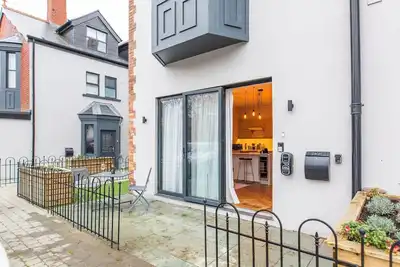 Image de Cozy 2br Retreat | Prime Cardiff Location