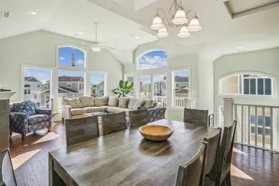 Corolla Bay, Hot Tub, Community Pool, Oceanside