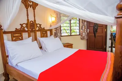 Image de Luxury room for 2 only 10min walk to most beautiful white sands of Diani Beach.