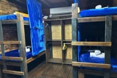 Image de חדר משותף בחדרה על שביל ישראל 5 דקות הליכה לחוף הים 5\nגן עדן נסתר שווה לבקר בו