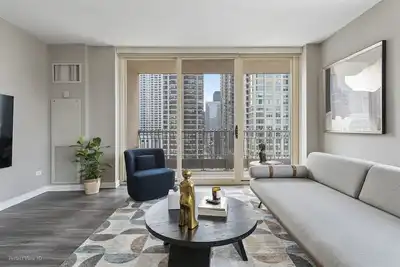 Image de Downtown Retreat: 2br, Balcony, Resort Comfort