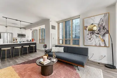 Image de Michigan Ave 2br: Balcony, Exclusive Access