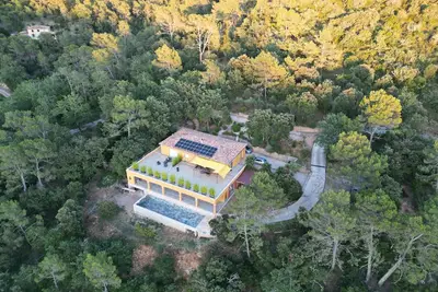 Image de La Cigale - Nous proposons : 3 chambres pour un total de 8 personnes.