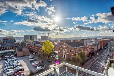 Image de ☆ Igloo ViewPoint Ii City Centre Retreat + Parking ☆