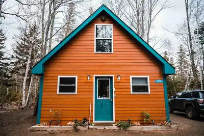 Image de Valley High Riverside Cabin