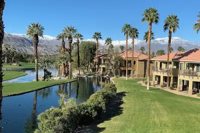 Image de Marriott Desert Springs Villas Ii \n2 bedrooms, 2 baths; full resort privileges