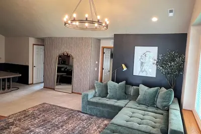 Image de Luxe+Elegance Sleeps 6 2bedrooms 2bath