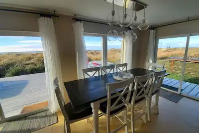 Image de Sea Angel - Stunning views from this ocean front home!