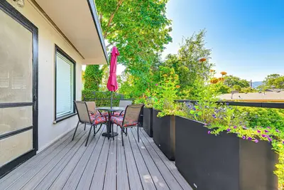 Image de Grants Pass Getaway w/ Expansive Deck!