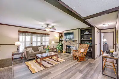Image de Dog-Friendly Home w\/ Mtn Views in Chilhowie!